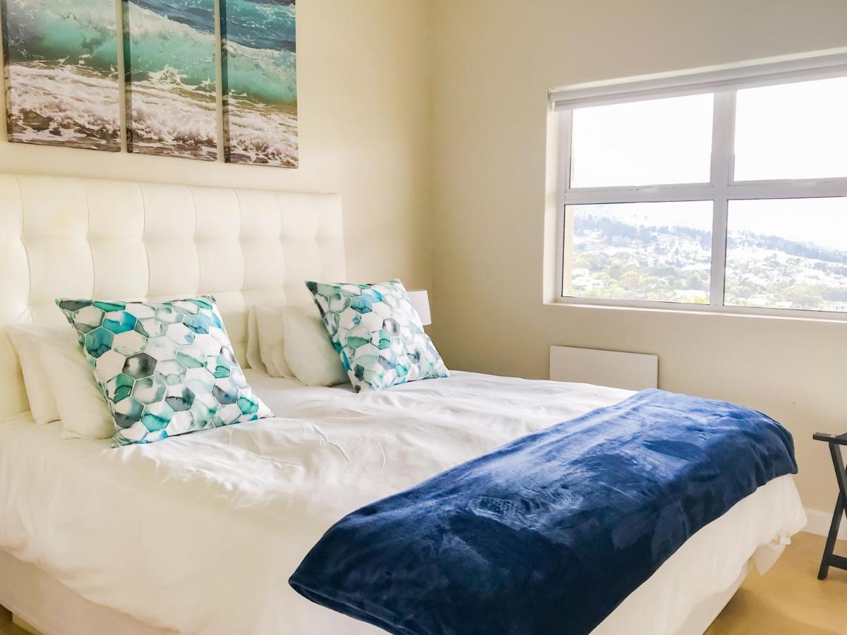 Mount Bay Hotel Hout Bay Bagian luar foto